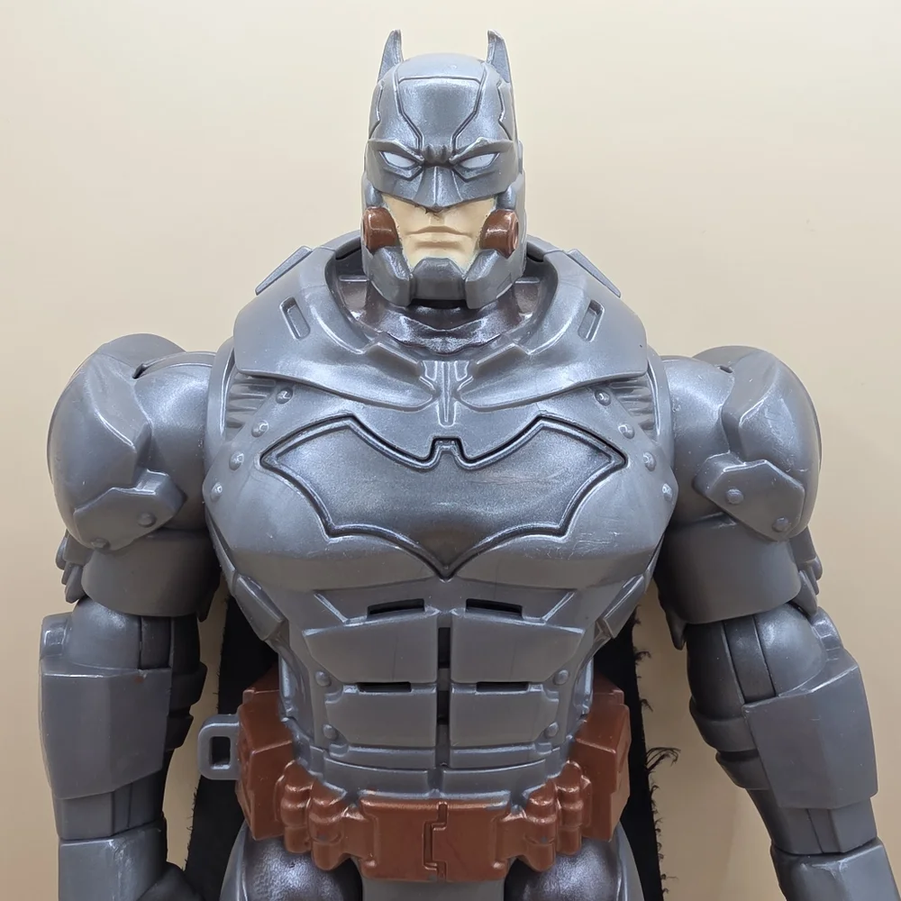 2022 DC Comics 12" Battle Strike Batman action figure Spin Master - Picture 3 of 6